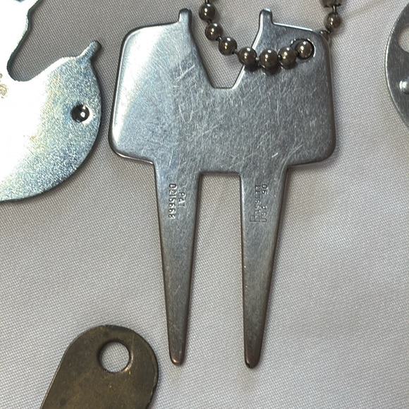 Vintage Golf Lot Divot Tools - Picture 10 of 11